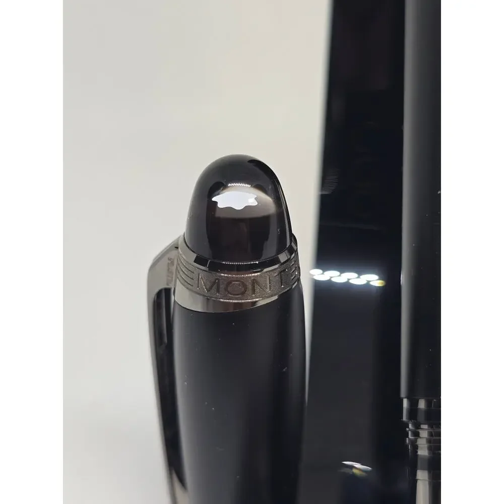 Montblanc Starwalker Resin Ultra Black Fountain Pen